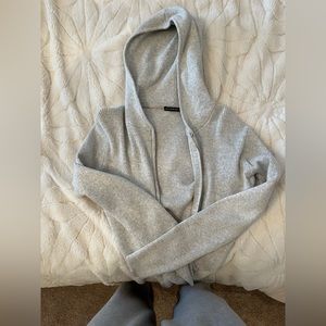 grey cropped brandy Melville zip up